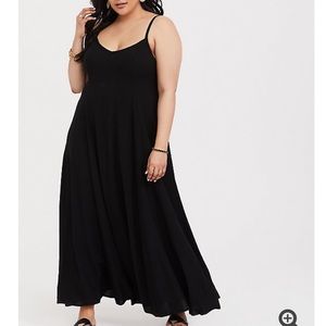 TORRID BLACK CHALLIS TRAPEZE MAXI DRESS